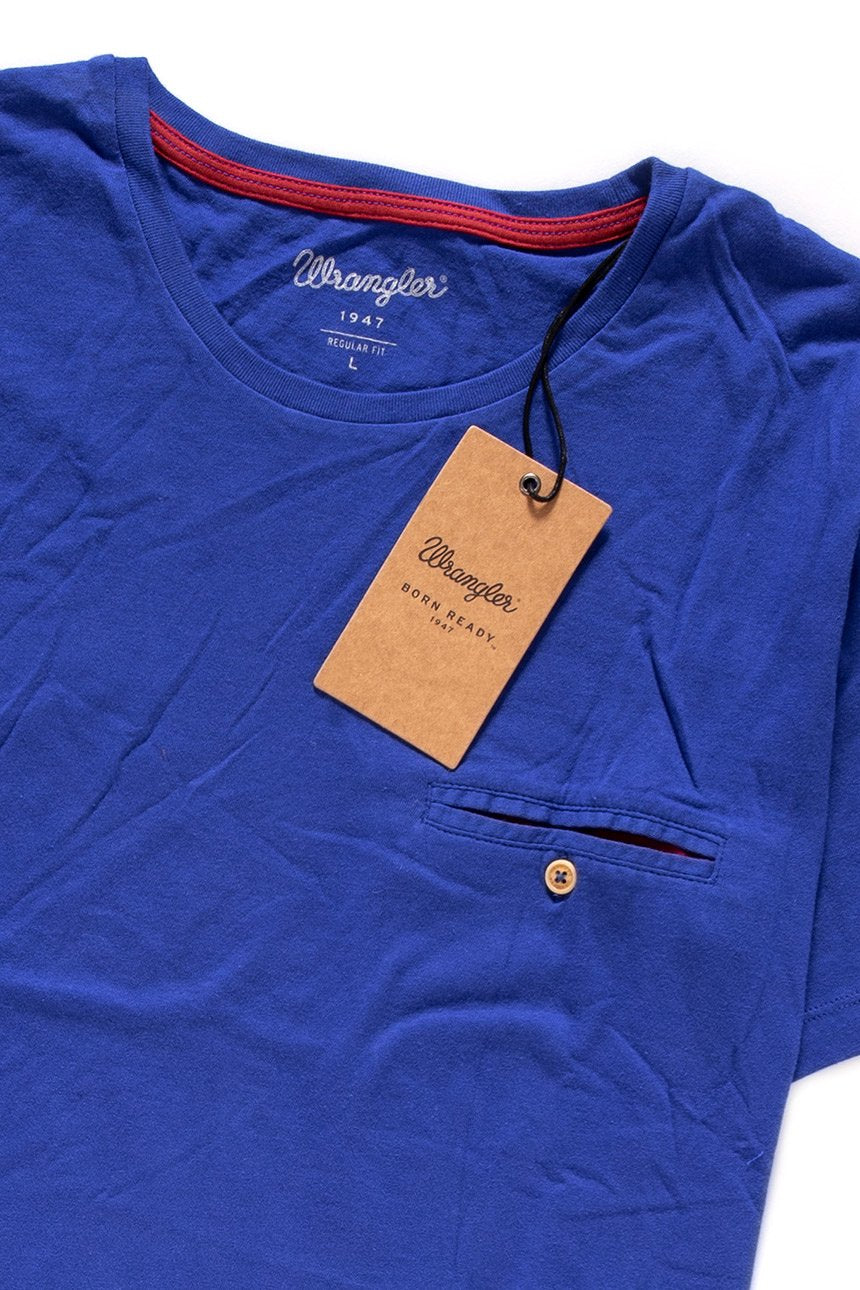 KOSZULKA WRANGLER S/S POCKET TEE SURF THE BLUE W7996FQ6U