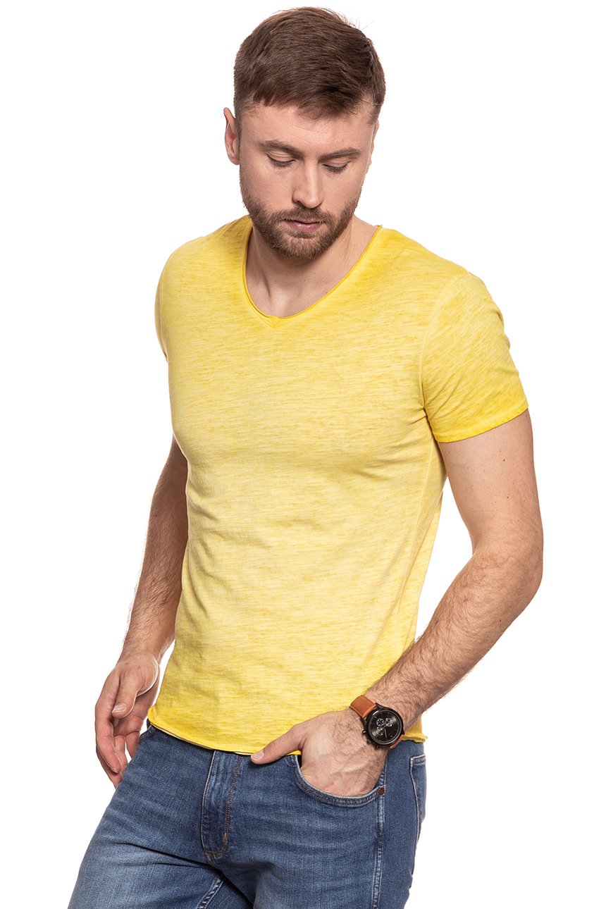 KOSZULKA WRANGLER S/S GMD VNECK KOSZULKA WRANGLER YELLOW W7A43ER04