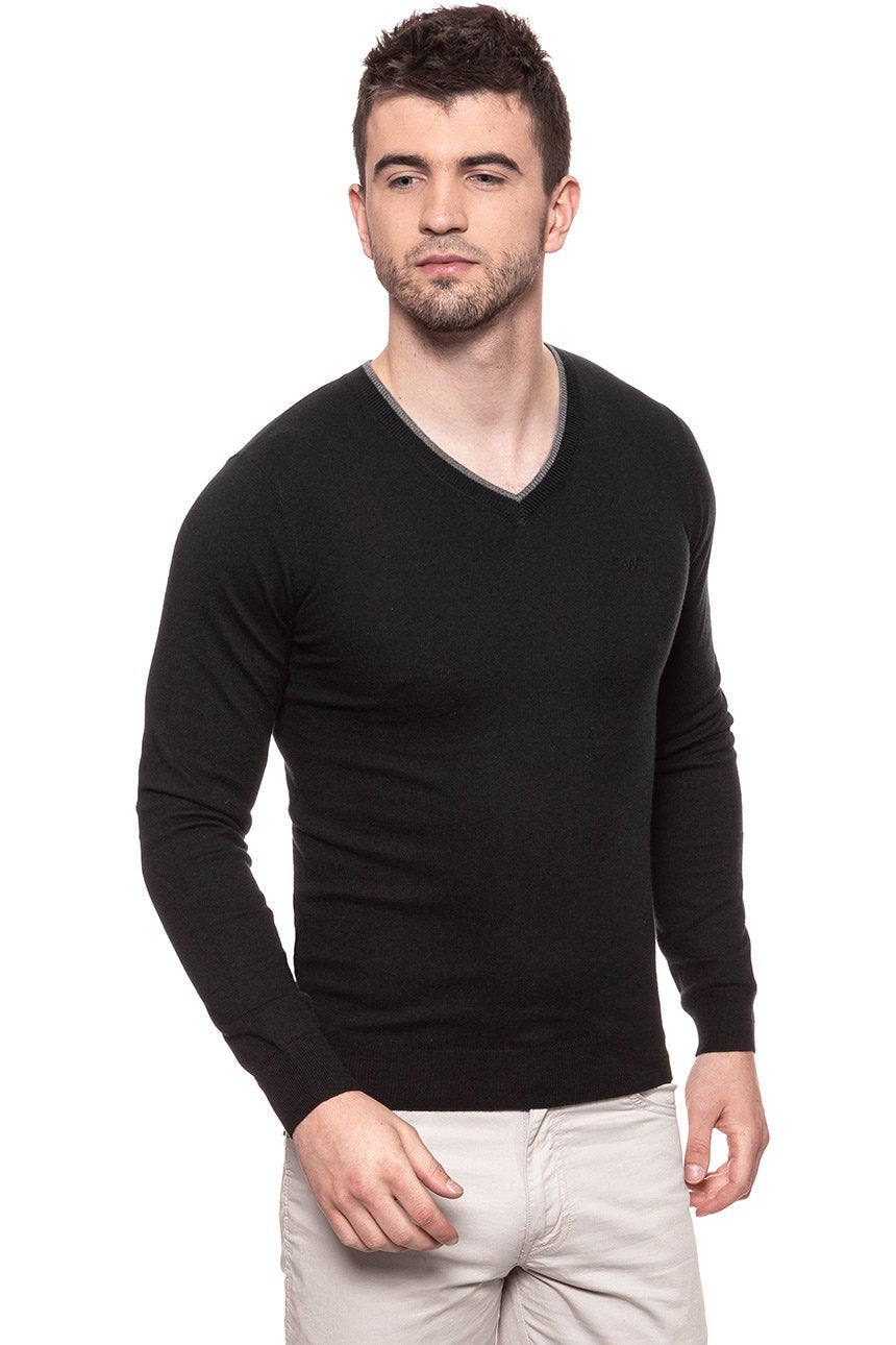 MĘSKI SWETER WRANGLER V NECK KNIT BLACK W86222P01