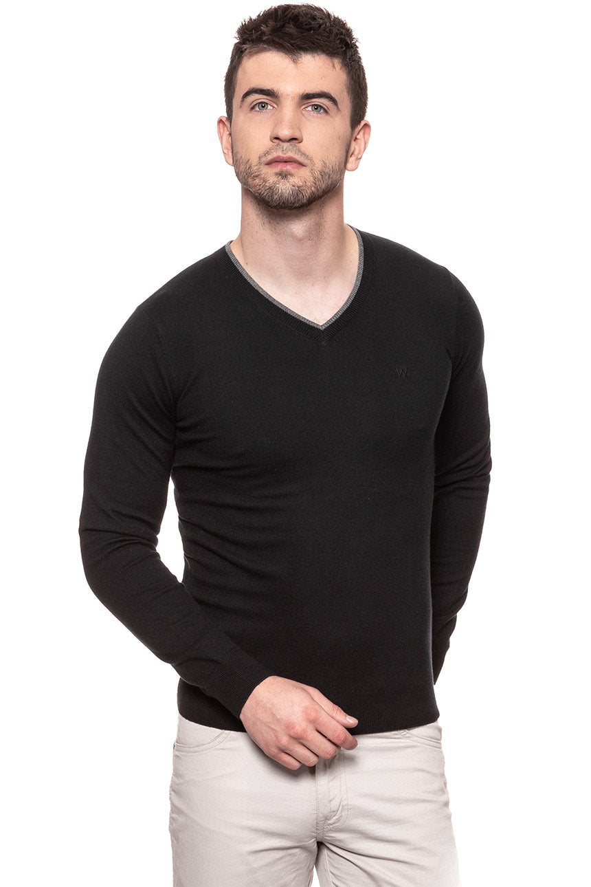 MĘSKI SWETER WRANGLER V NECK KNIT BLACK W86222P01