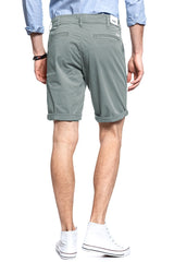 KRÓTKIE SPODENKI WRANGLER CHINO SHORT CADET GREEN W14AMM12J