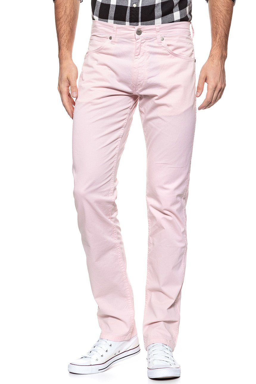 WRANGLER SPODNIE MĘSKIE GREENSBORO PEPPA PINK W15QMM20A