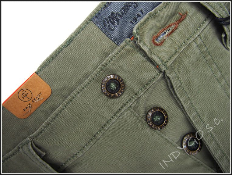 MĘSKIE SPODNIE MATERIAŁOWE WRANGLER COLTON CARGO PANTS DUSTY OLIVE W15AP874K