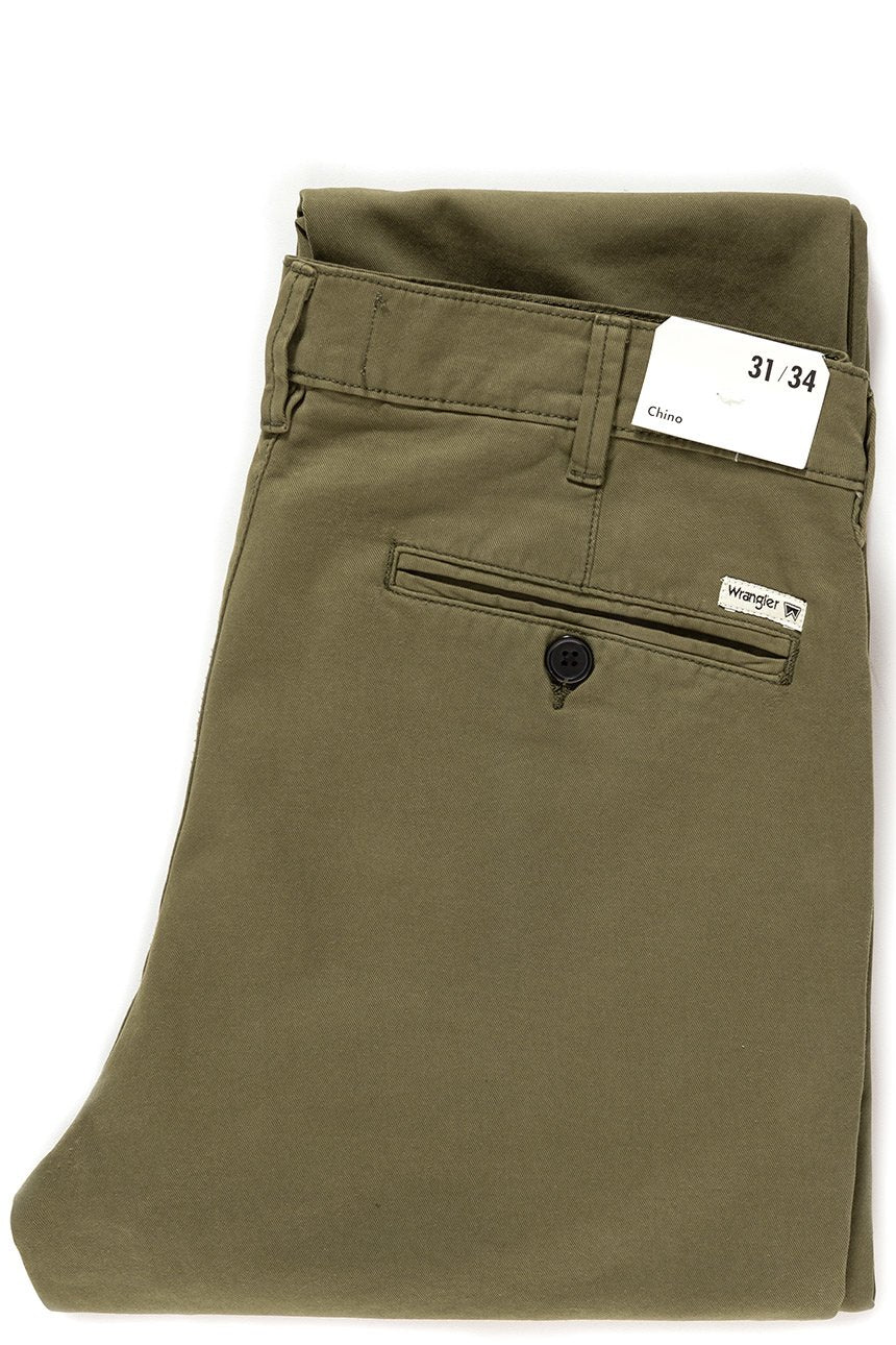 WRANGLER SPODNIE MĘSKIE CHINO DUFFLEBAG GREEN W16LHB15U