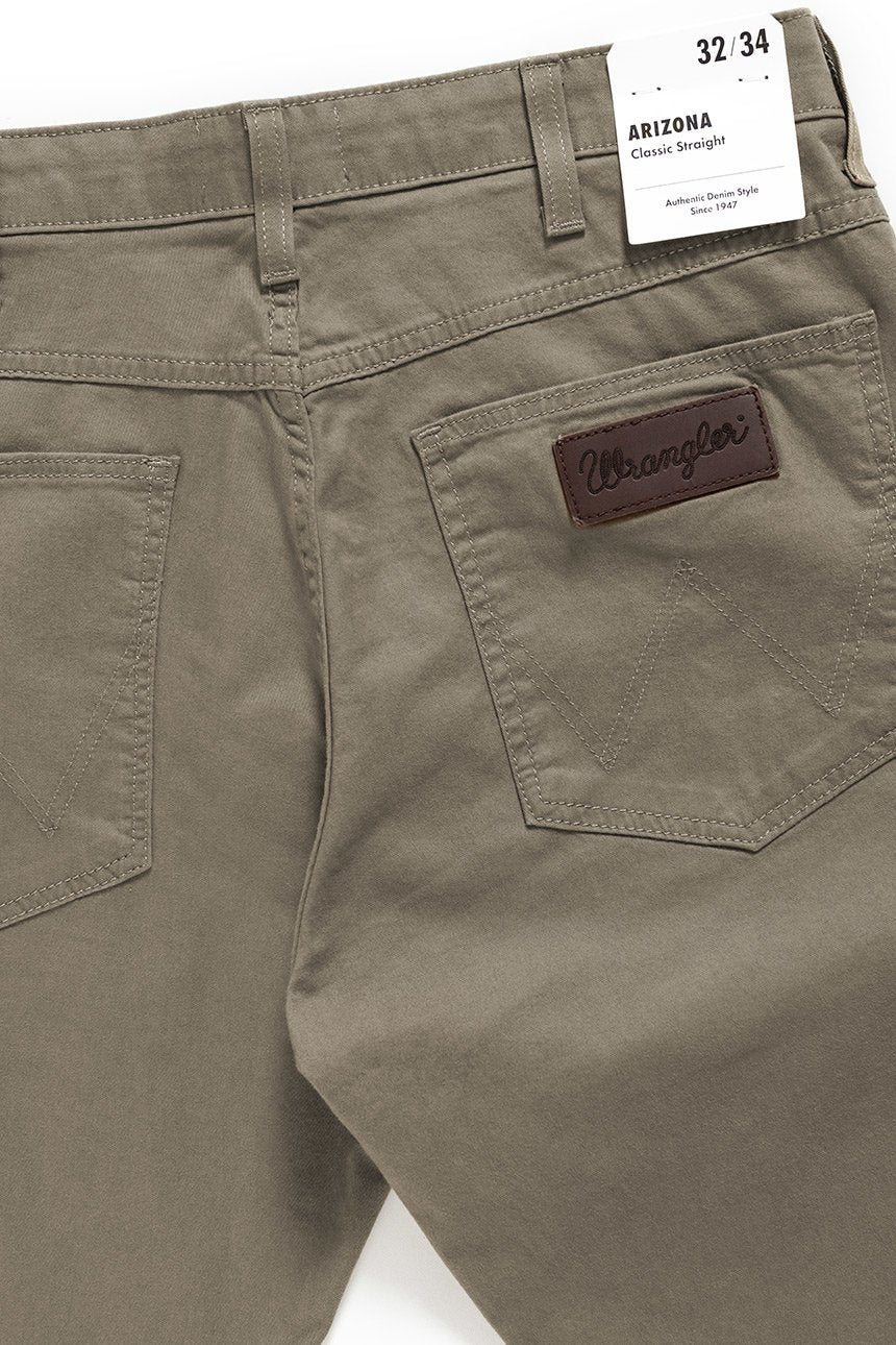 WRANGLER SPODNIE MĘSKIE ARIZONA STRETCH SAFARIKHAKIWASH W12OP868C