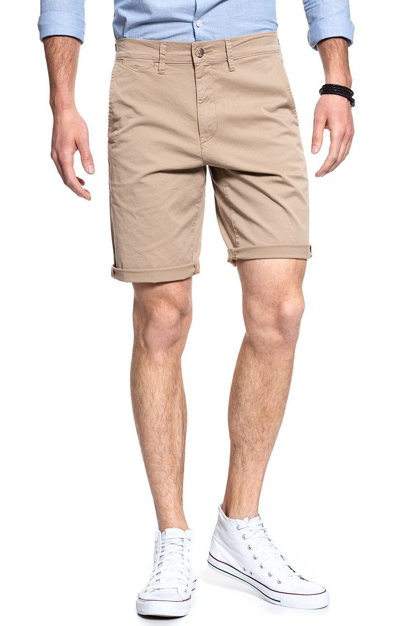 KRÓTKIE SPODENKI WRANGLER CHINO SHORT DESERT W14AMM13J