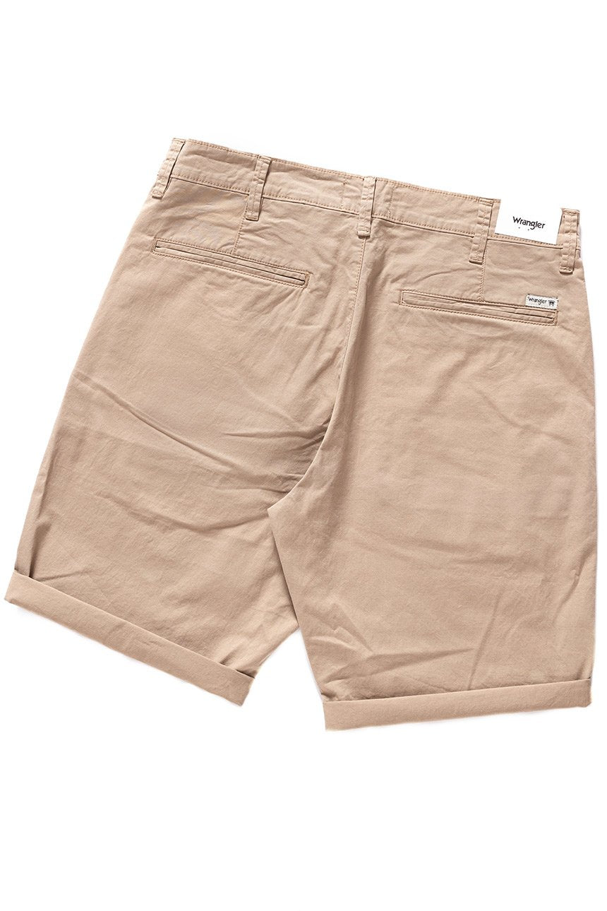 KRÓTKIE SPODENKI WRANGLER CHINO SHORT DESERT W14AMM13J