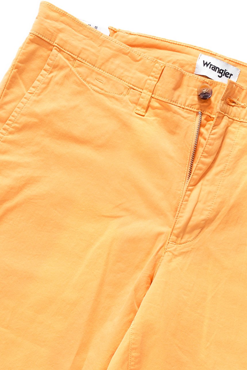 SPODENKI MĘSKIE WRANGLER CHINO SHORT AMBER YELLOW W14AMM15V