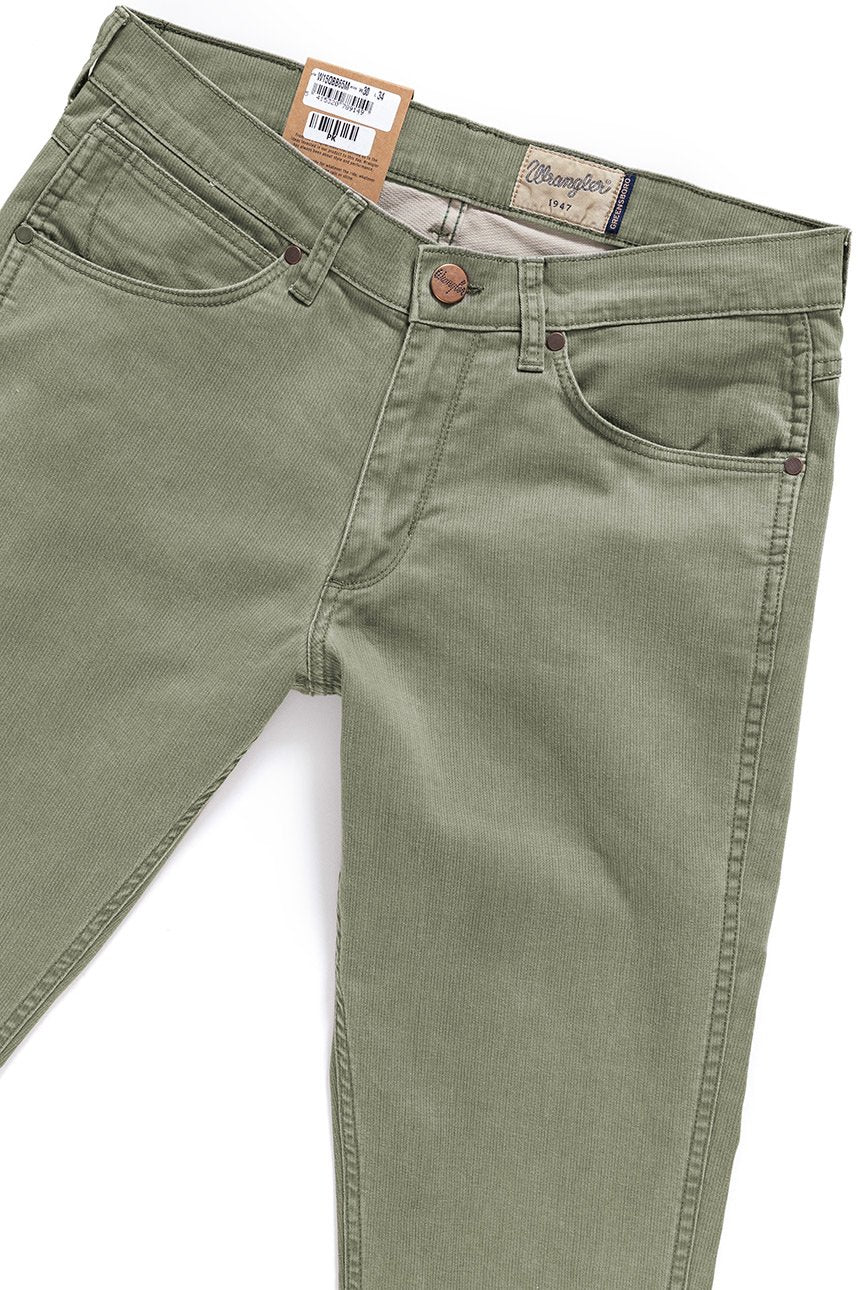 WRANGLER SPODNIE MĘSKIE GREENSBORO DUSTY OLIVE W15QBB65M