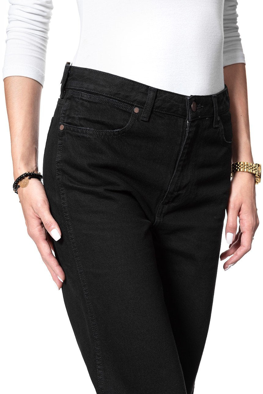 WRANGLER RETRO CROP BOYFRIEND BLACK W29TRJ24Q