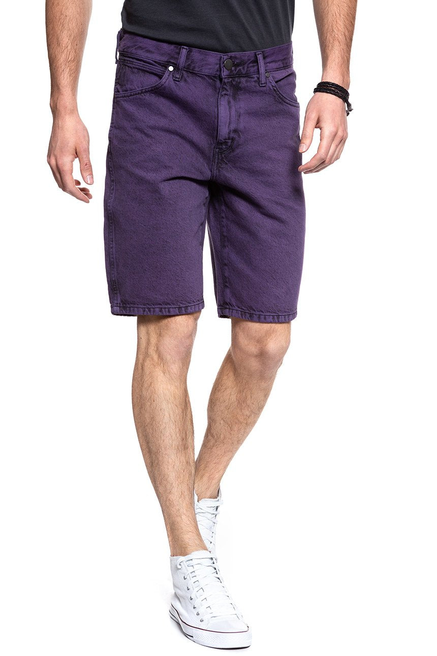 SPODENKI MĘSKIE WRANGLER DENIM SHORT PURPLE POP W14CRJ202