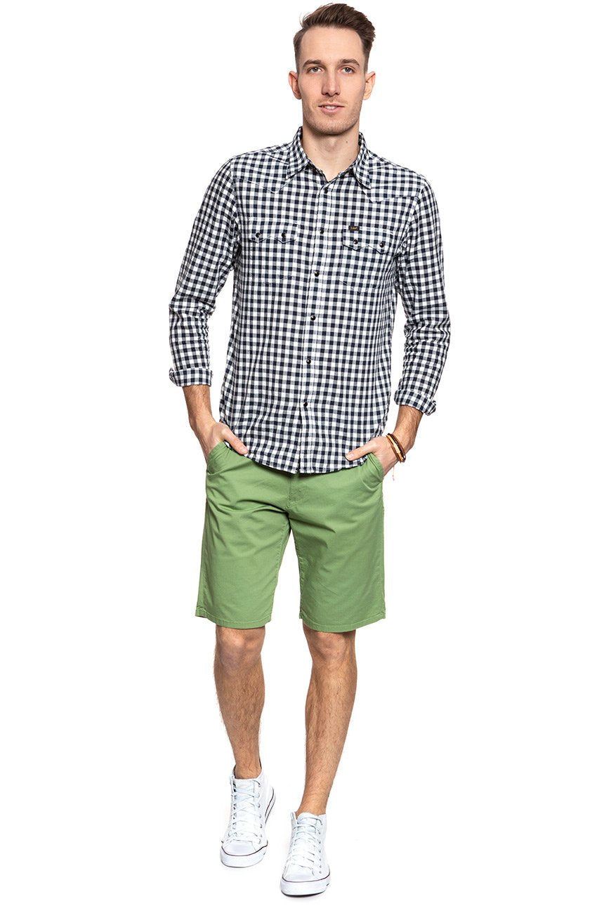 SPODENKI MĘSKIE WRANGLER CHINO SHORT JADE GREEN W14AKM33H