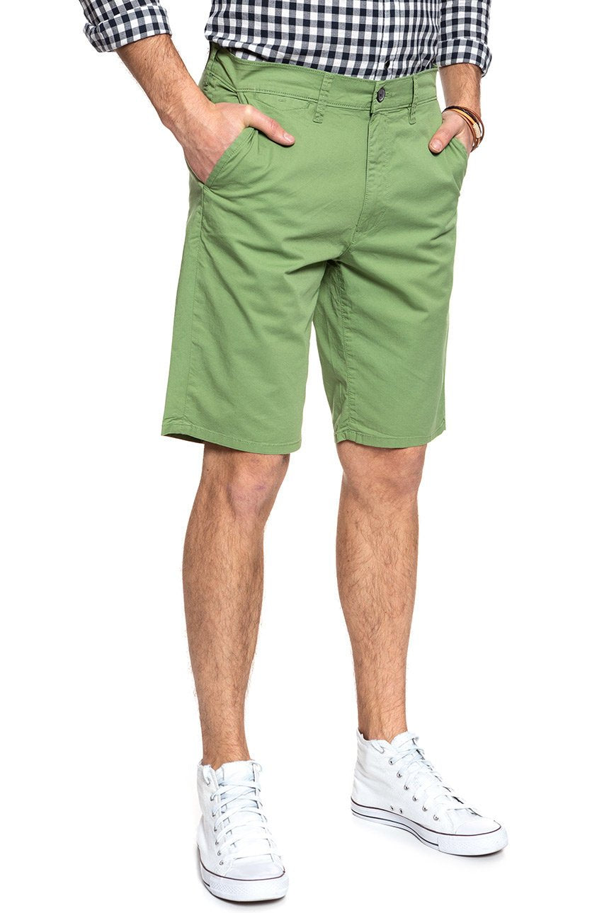 SPODENKI MĘSKIE WRANGLER CHINO SHORT JADE GREEN W14AKM33H