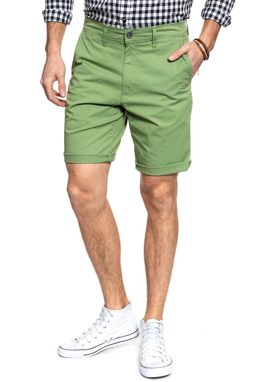 SPODENKI MĘSKIE WRANGLER CHINO SHORT JADE GREEN W14AKM33H