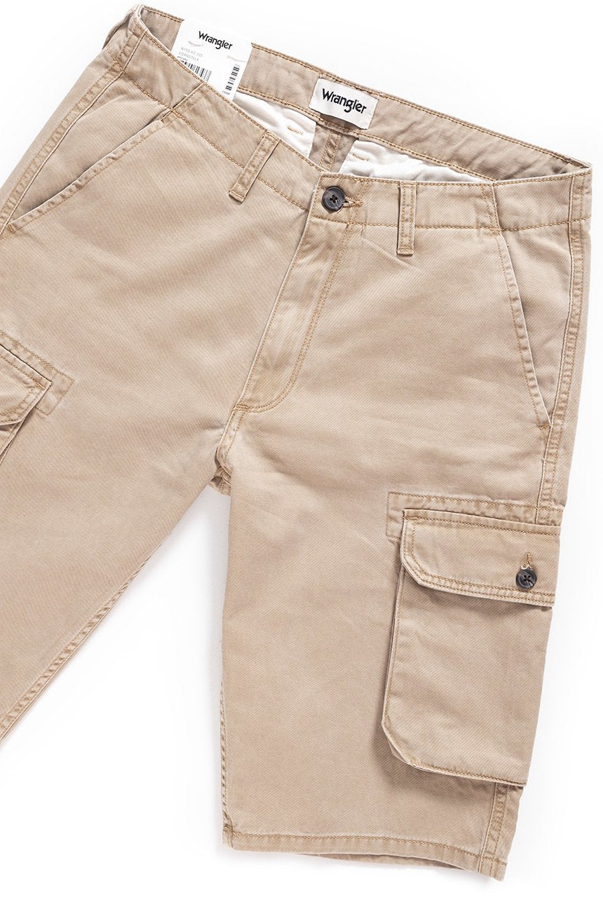 SPODENKI MĘSKIE WRANGLER CARGO SHORT CORNSTALK W15DKC335      $