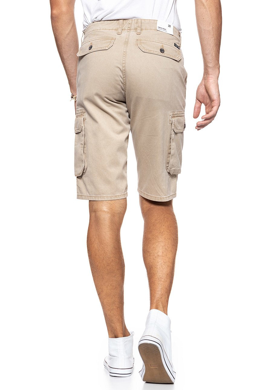 SPODENKI MĘSKIE WRANGLER CARGO SHORT CORNSTALK W15DKC335      $