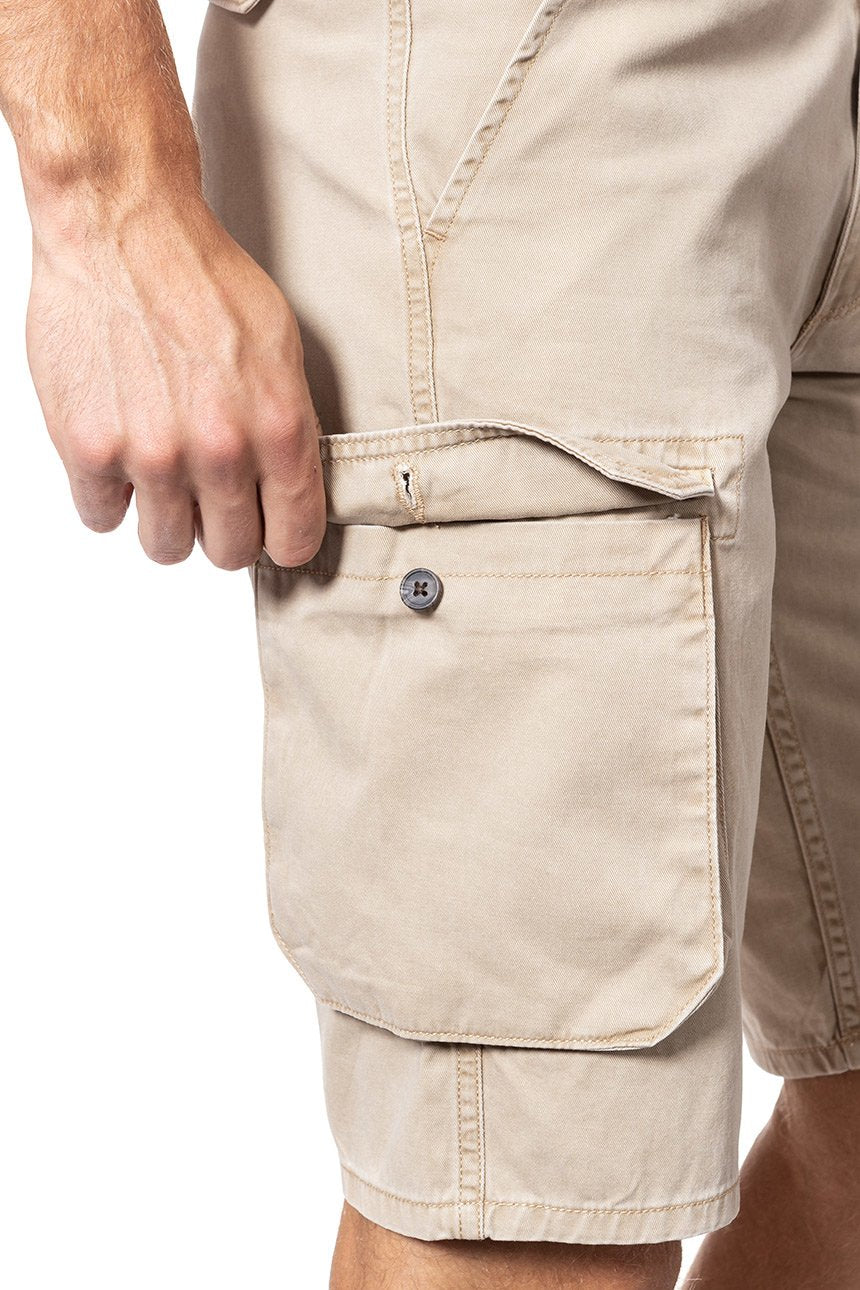 SPODENKI MĘSKIE WRANGLER CARGO SHORT CORNSTALK W15DKC335      $