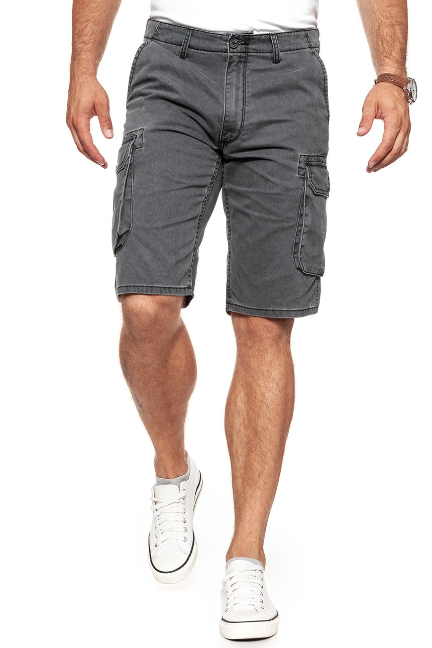 SPODENKI MĘSKIE WRANGLER CARGO SHORT FADED BLACK W15DKC33Z      $