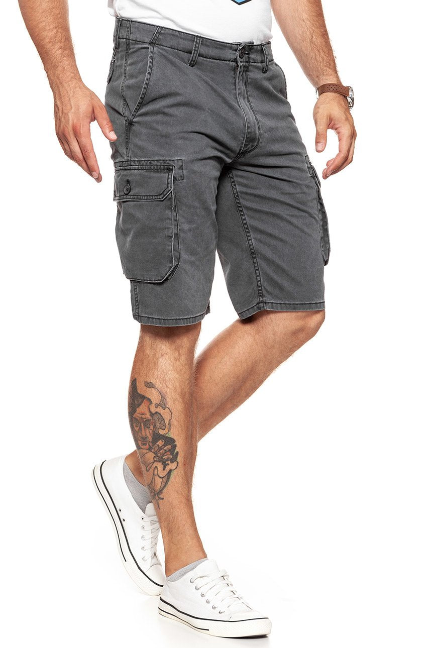 SPODENKI MĘSKIE WRANGLER CARGO SHORT FADED BLACK W15DKC33Z      $