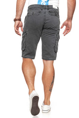 SPODENKI MĘSKIE WRANGLER CARGO SHORT FADED BLACK W15DKC33Z      $