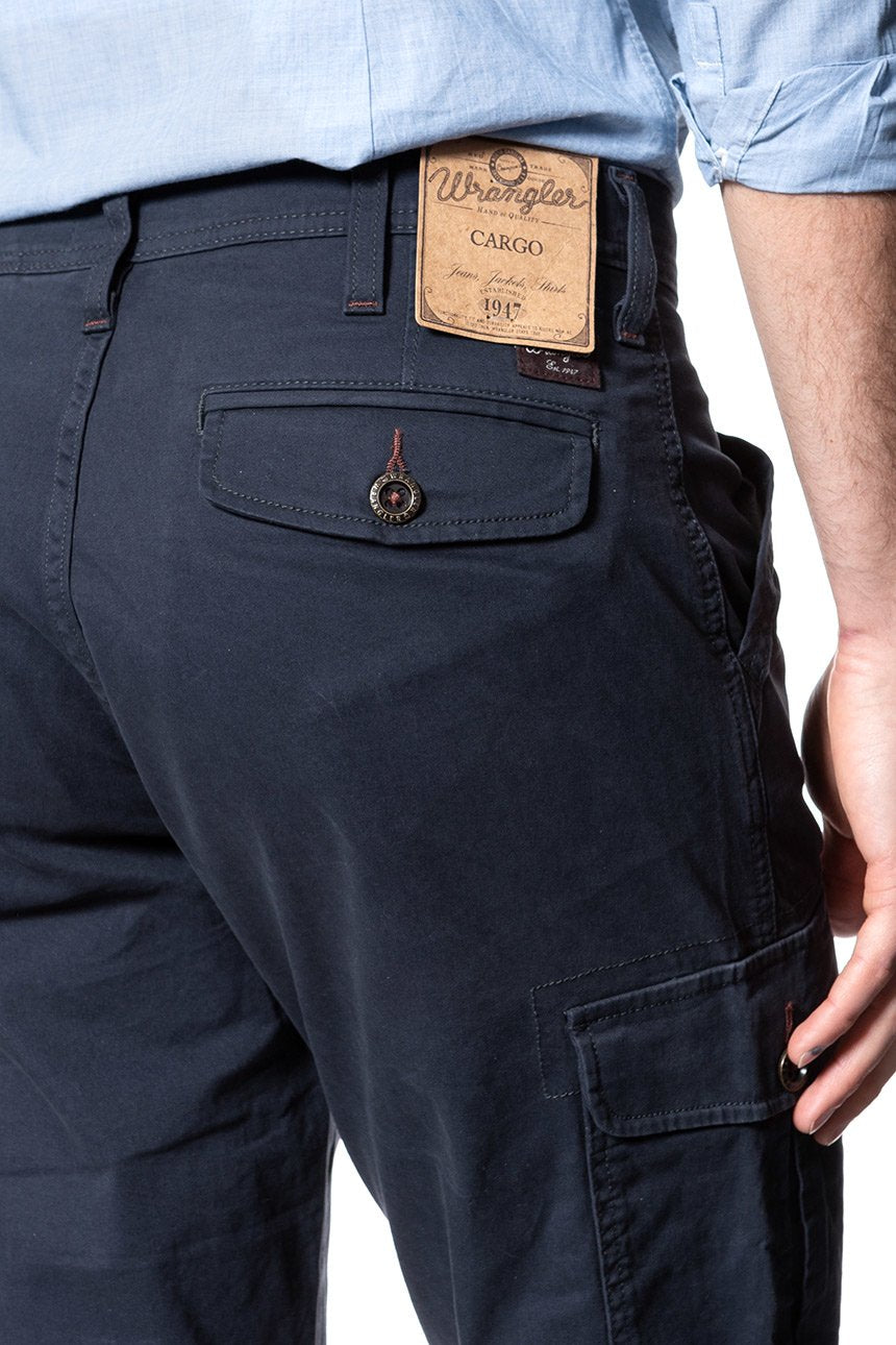 SPODENKI MĘSKIE WRANGLER NEW CARGO SHORT NAVY W15CP8114