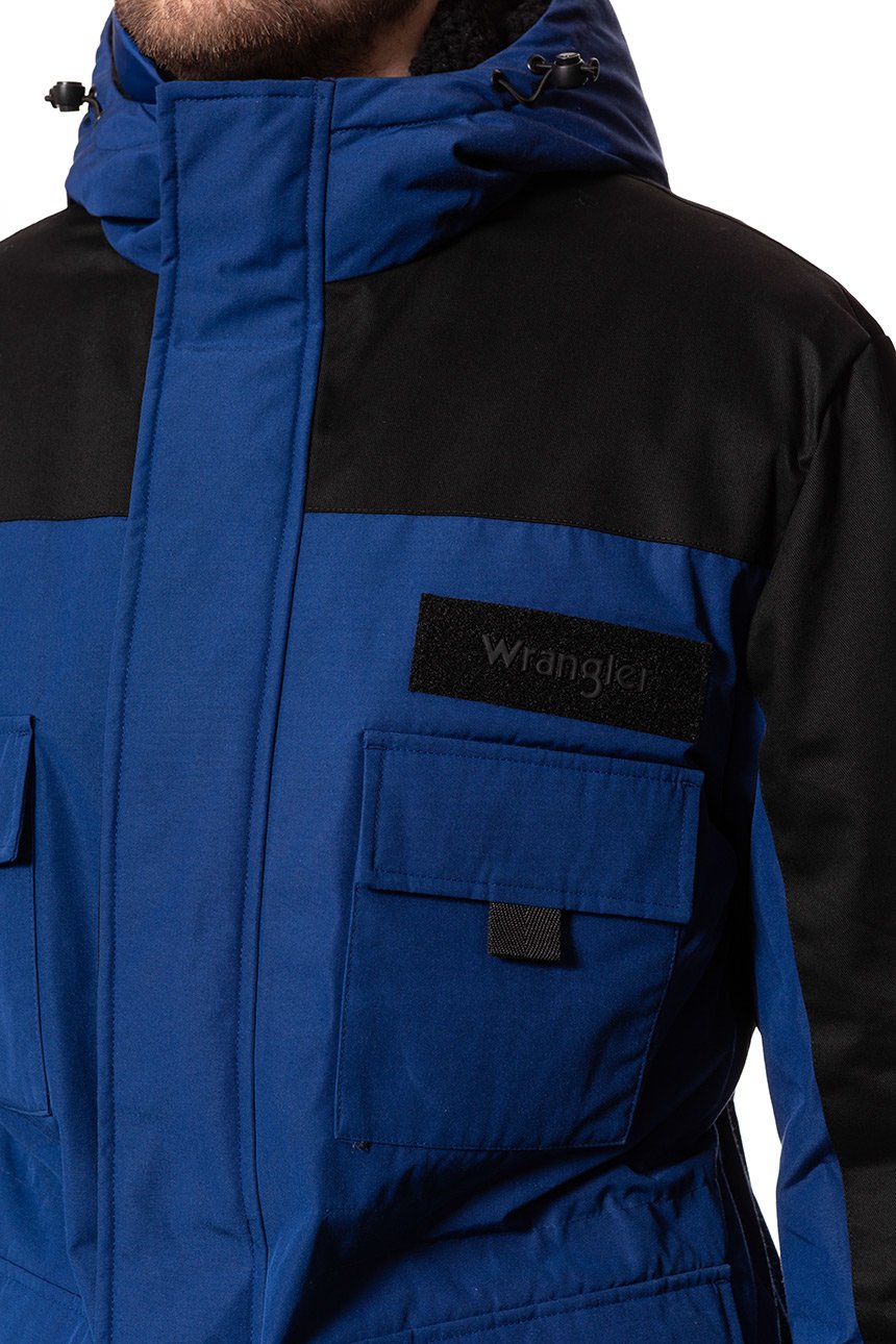 KURTKA ZIMOWA WRANGLER PARKA BLUE DEPTHS W4B6XPXJY