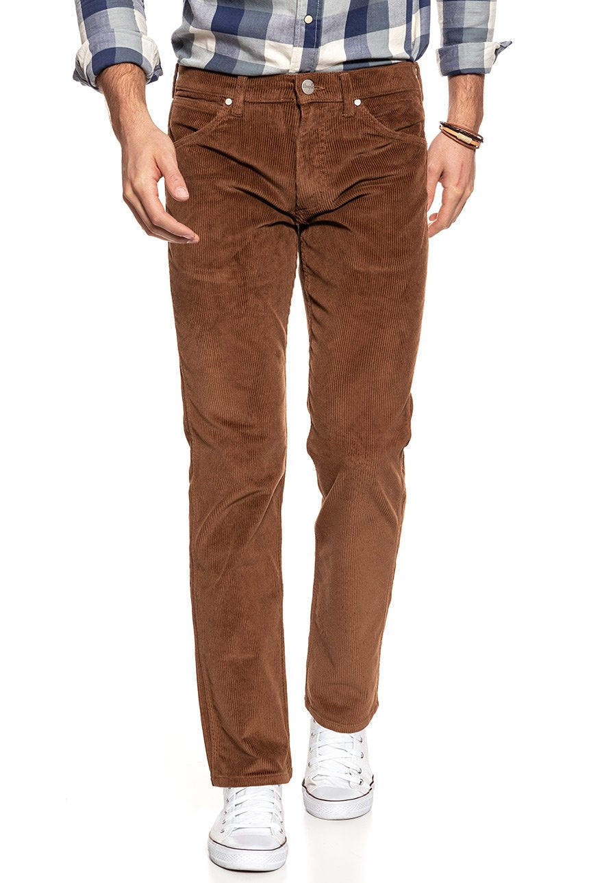 WRANGLER SPODNIE MĘSKIE GREENSBORO RUSSET BROWN W15QA2XMA