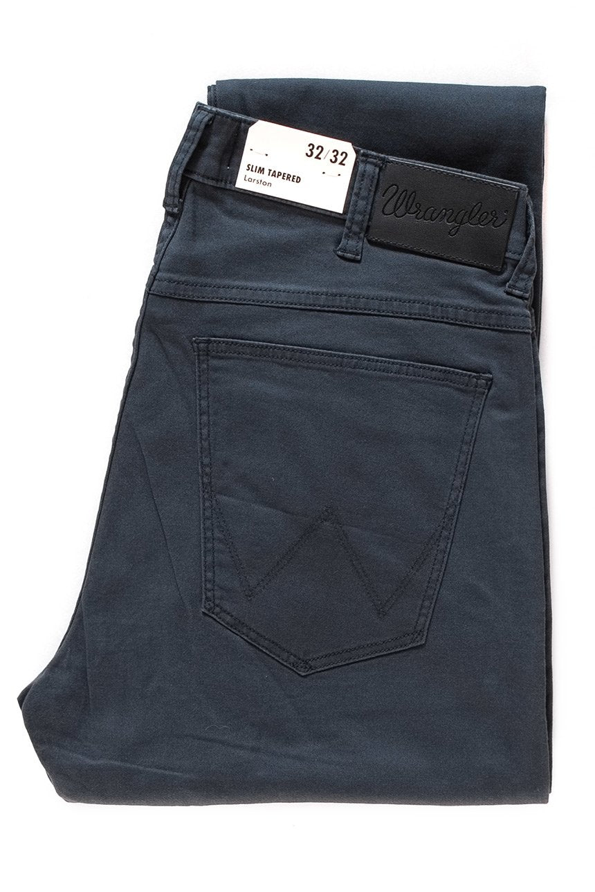 WRANGLER SPODNIE MĘSKIE LARSTON NAVY W18SR3114