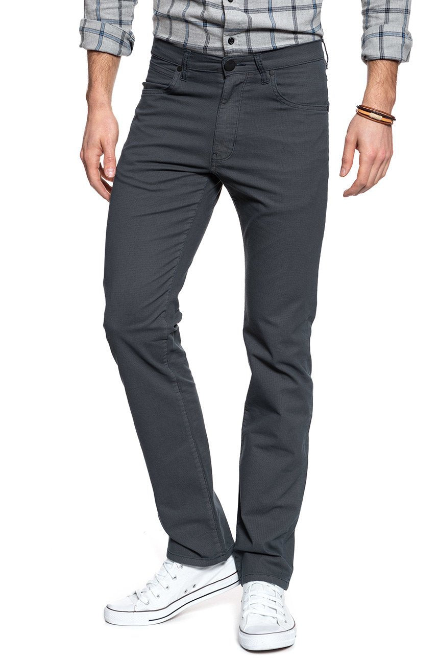 WRANGLER SPODNIE MĘSKIE ARIZONA NAVY GREY W12OS5134