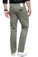 WRANGLER SPODNIE MĘSKIE TEXAS DUSTY OLIVE W121W3275