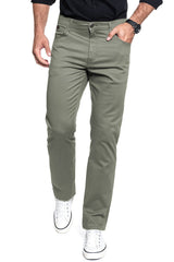 WRANGLER SPODNIE MĘSKIE TEXAS DUSTY OLIVE W121W3275