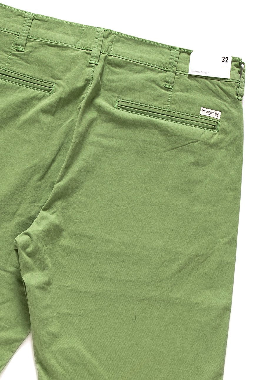 SPODENKI WRANGLER CHINO SHORT JADE GREEN W14AKM33H OUTLET