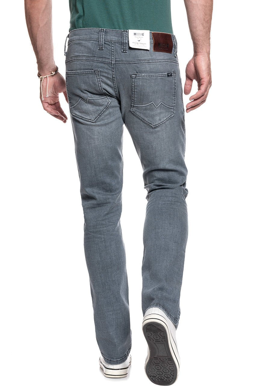 MĘSKIE SPODNIE JEANSOWE MUSTANG Chicago Tapered 1009561 4500 783