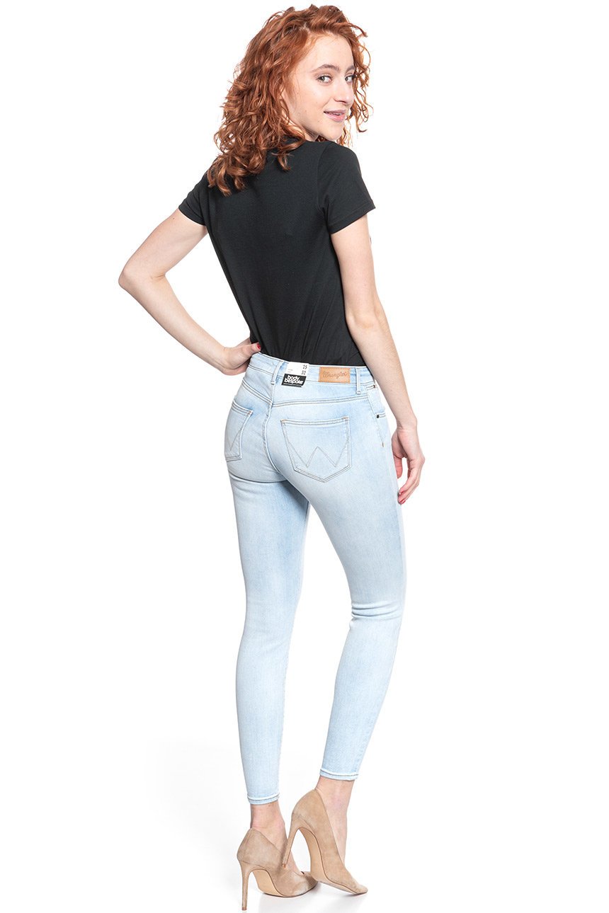 WRANGLER SKINNY CROP CRYSTAL BLUES W28MGU28B