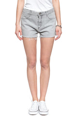 DAMSKIE SPODENKI WRANGLER BOYFRIEND SHORT ICY GREY W29KRJ28C