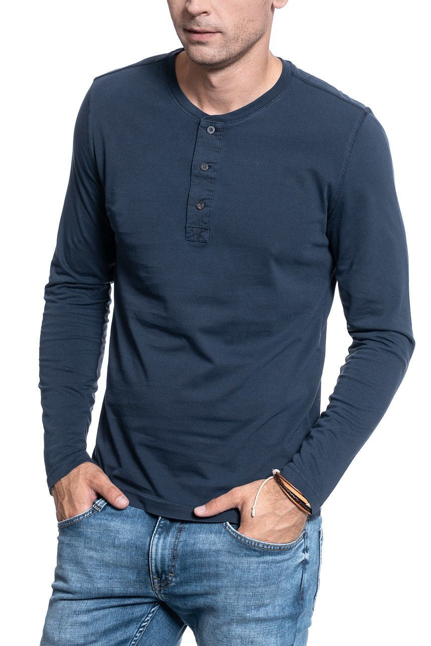 MĘSKI LONGSLEEVE MUSTANG DYED HENLEY PARISIAN NIGHT 1005313 5333