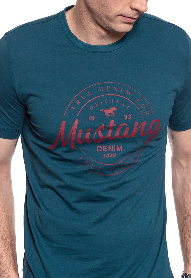 MUSTANG Alex LOGO Tee MAJOLICA BLUE 1009373 5243