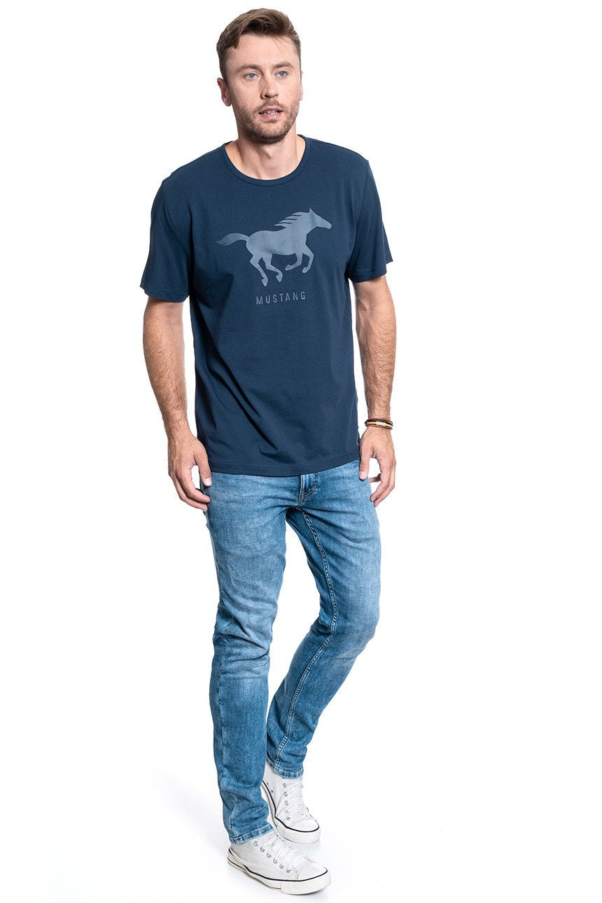 MĘSKI T-SHIRT MUSTANG PRINT TEE DRESS BLUES 1010222 5334