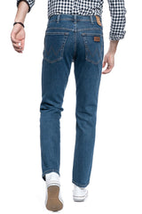 MĘSKIE SPODNIE JEANSOWE WRANGLER REGULAR FIT DARKSTONE W10I23M36