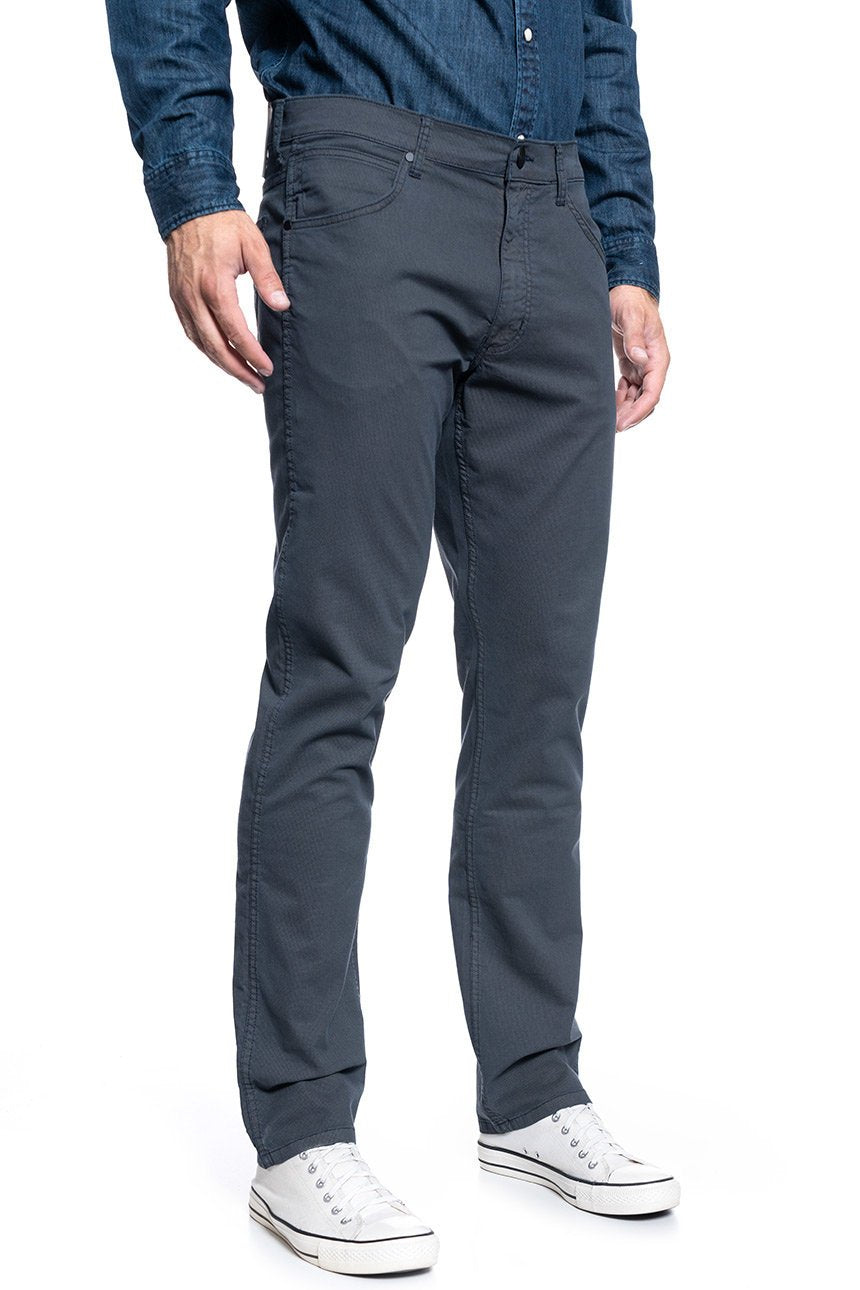 SPODNIE MĘSKIE WRANGLER GREENSBORO NAVY GREY W15QS5134