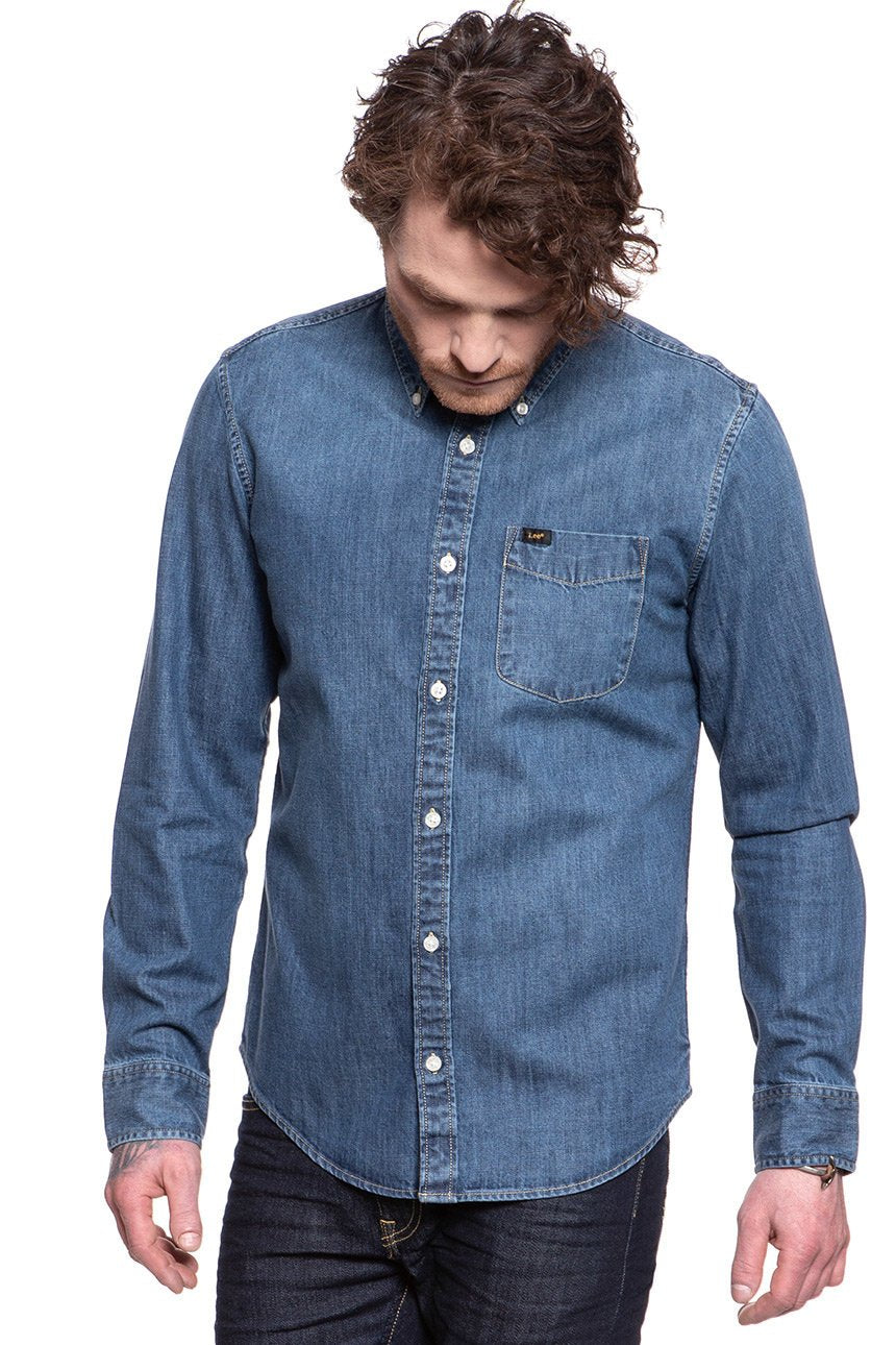 KOSZULA MĘSKA JEANSOWA KOSZULA LEE BUTTON DOWN OIL BLUE L880PLMO