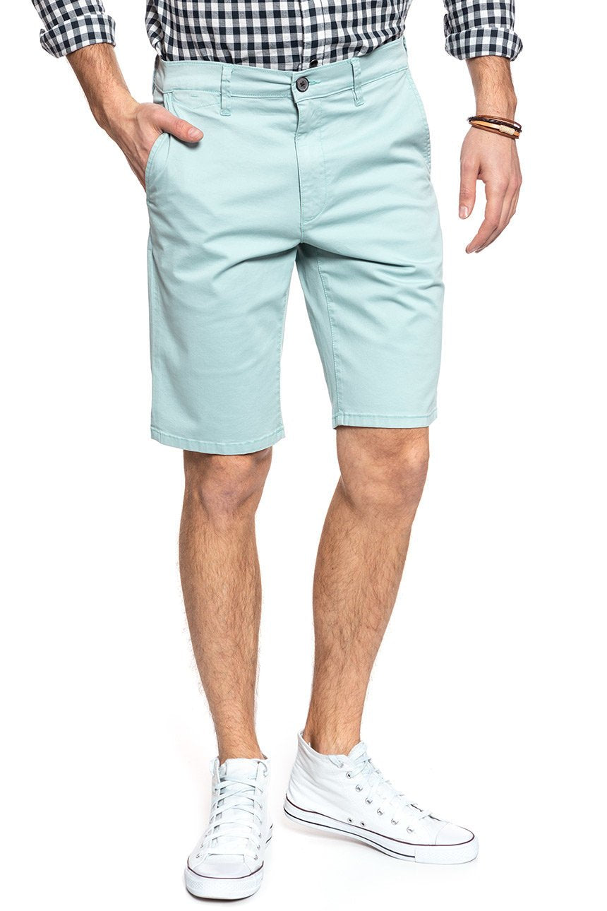 SPODENKI WRANGLER CHINO SHORT MIST BLUE W14AWA078