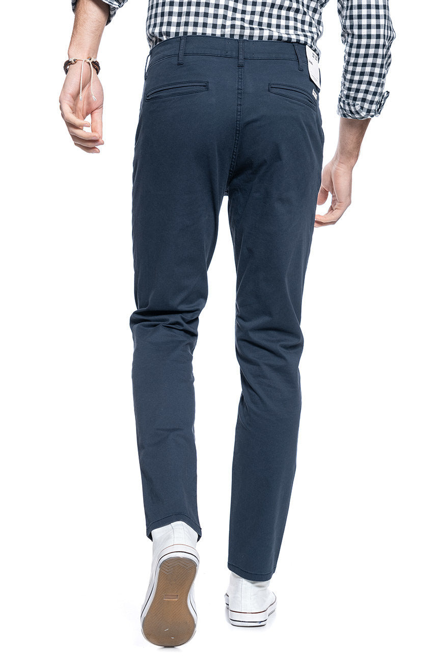 SPODNIE MĘSKIE WRANGLER CHINO NAVY W16LWA114