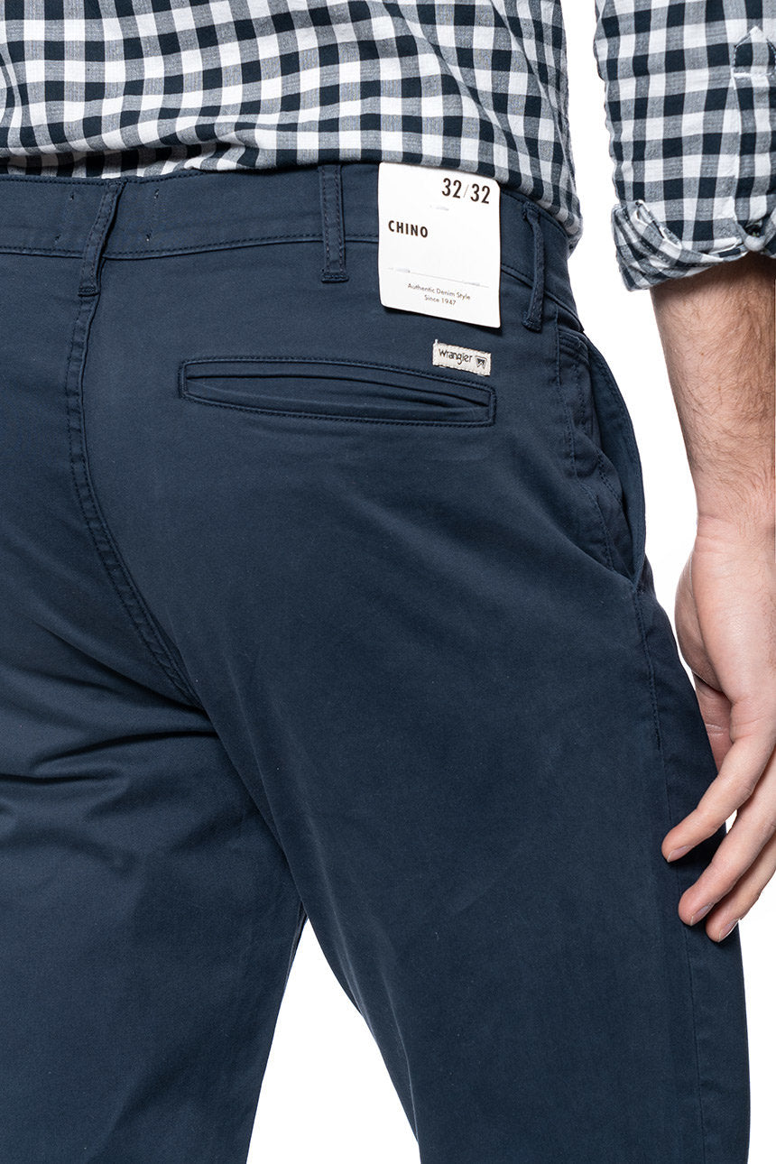 SPODNIE MĘSKIE WRANGLER CHINO NAVY W16LWA114