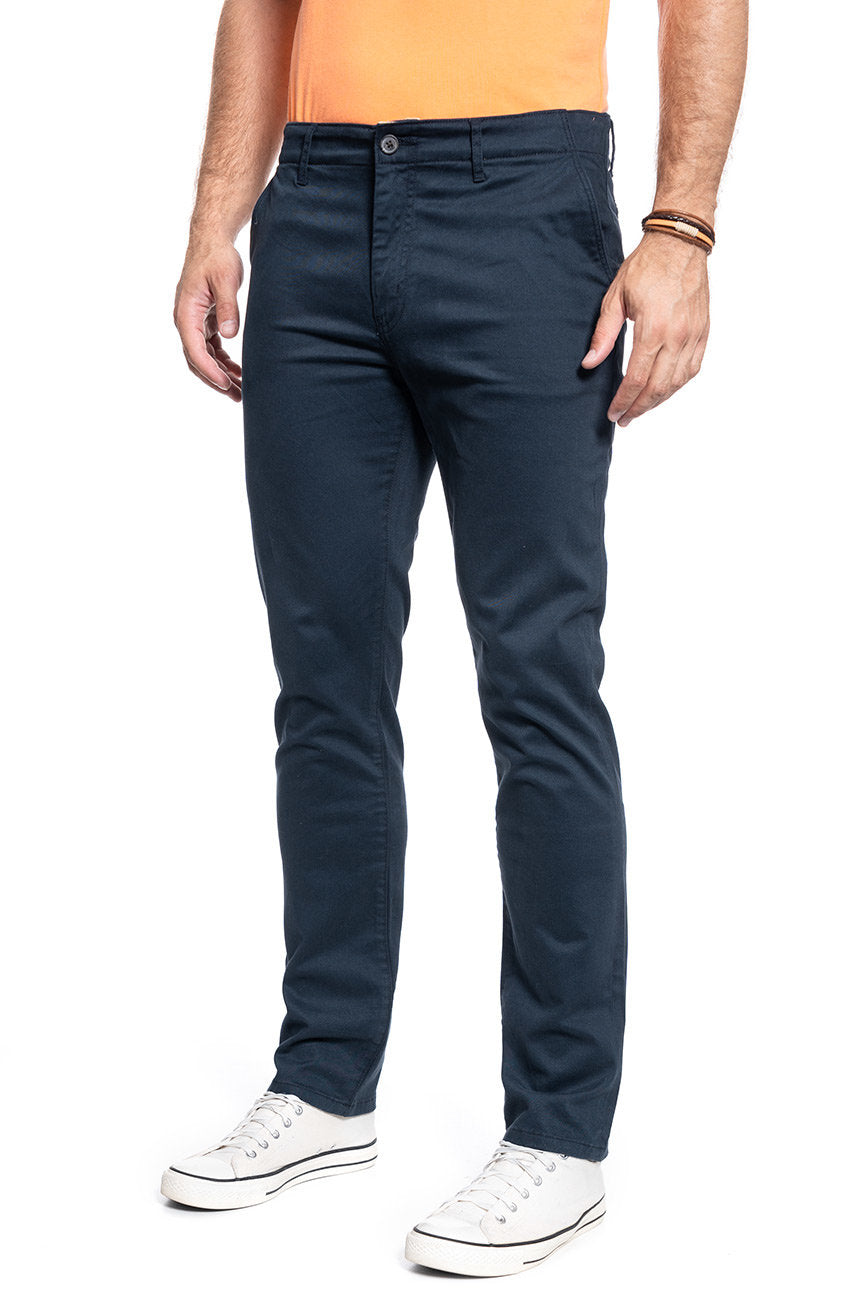 SPODNIE MĘSKIE WRANGLER CHINO IN NAVY W12CW3114