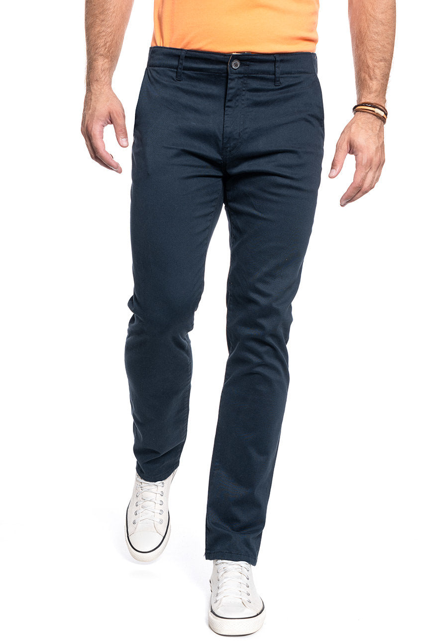 SPODNIE MĘSKIE WRANGLER CHINO IN NAVY W12CW3114