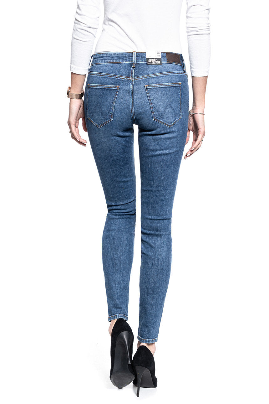 SPODNIE DAMSKIE WRANGLER SKINNY BLUE YOU W28KKR10H