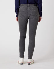 SPODNIE DAMSKIE WRANGLER SKINNY TROUSER ON A BREAK W28KMA14J