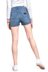 DAMSKIE SHORTY JEANSOWE WRANGLER BOYFRIEND SHORT WORN BLUE W22KKN079