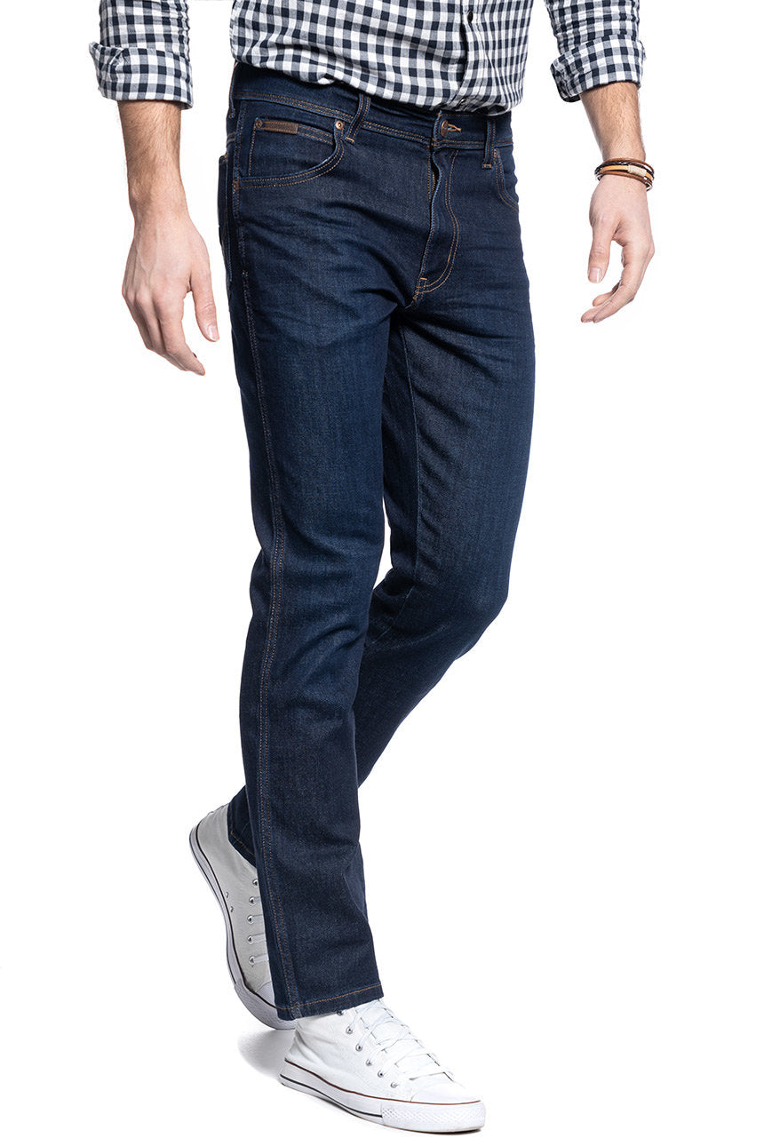 MĘSKIE SPODNIE JEANSOWE WRANGLER TEXAS SLIM SMOOTH RUN W12SAO68P